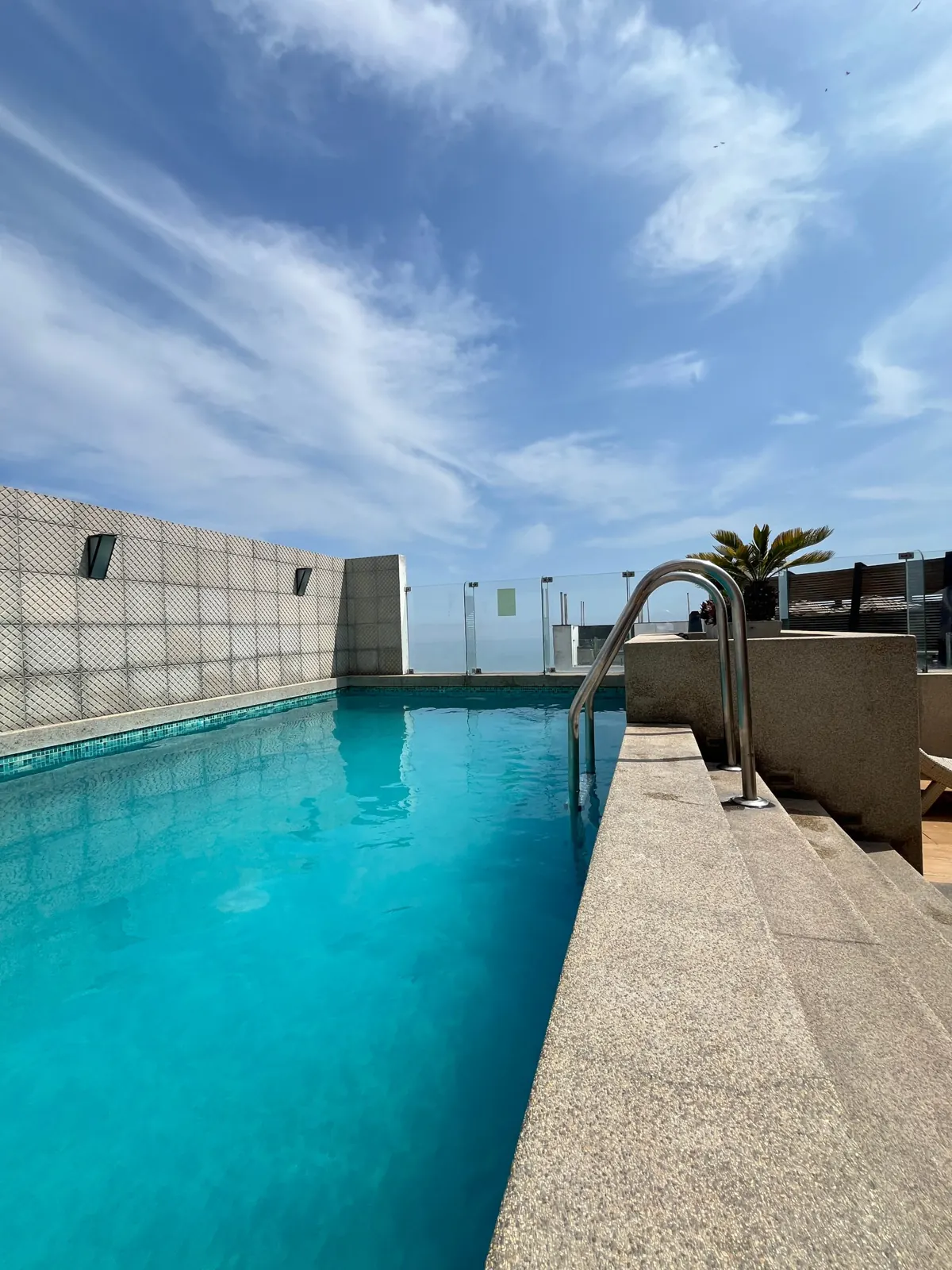 Piscina del Edificio Boem