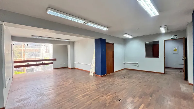 Salón y oficina