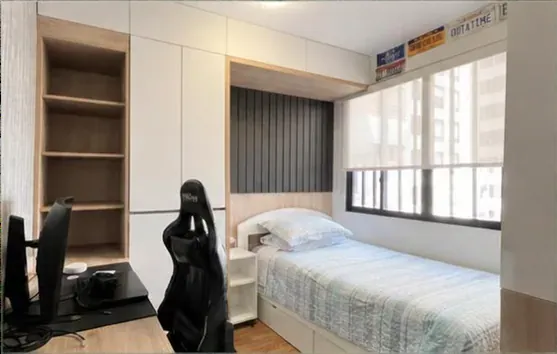 Dormitorio secundario con closets